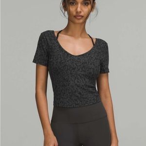LULULEMON ALIGN™ T-SHIRT
Intertwined Camo Deep Coal Multi
Size: 8 Like New